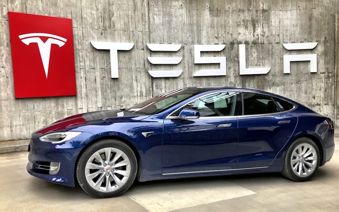 Alegerea lui Trump ridică acțiunile Tesla