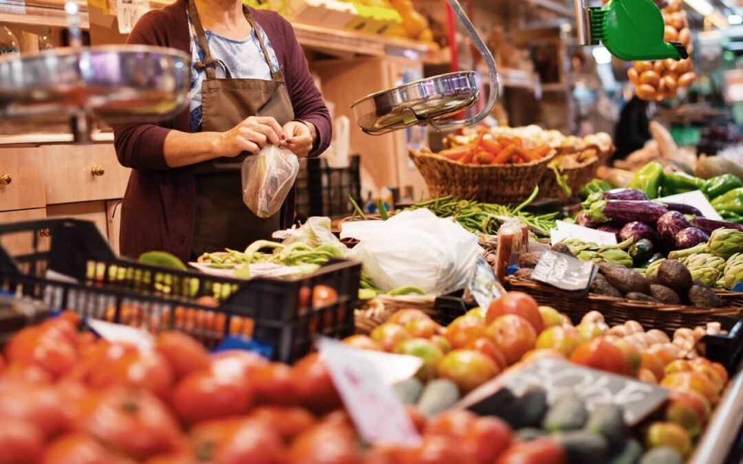 Predicțiile CEO-ului Walmart privind inflația alimentară în 2025